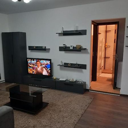 Апартаменты New Apart Фэгэраш Экстерьер фото