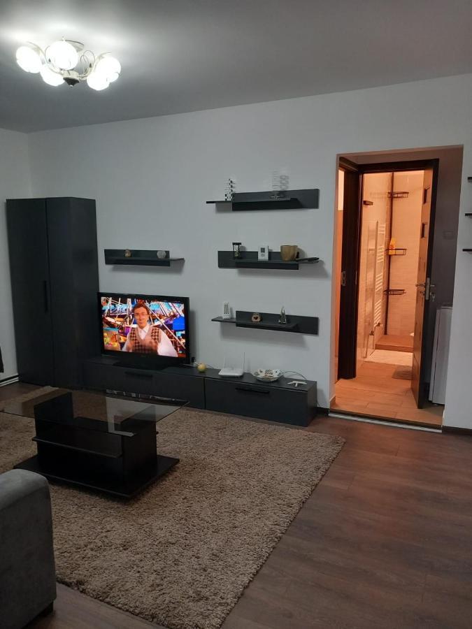 Апартаменты New Apart Фэгэраш Экстерьер фото